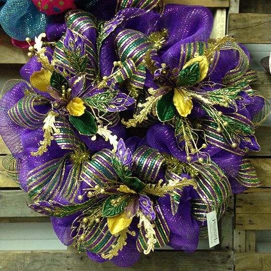 How PMC does Mardi Gras Paul Michael Company Mardi gras decorations
