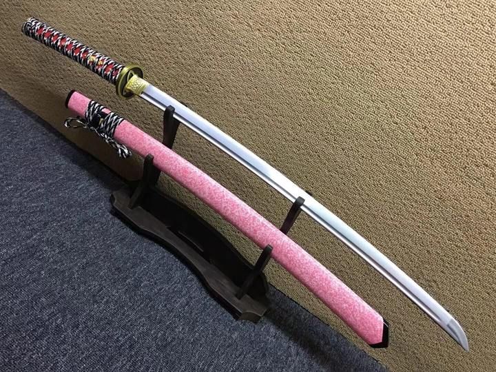 samurai sword,Medium carbon steel bade,Pink scabbard,Alloy fittings Katana, Bow Hunting Girl, Night Whispers, Gun Aesthetic, Types Of Swords, Otaku Room, Anime Ninja, Anime Weapons, Samurai Swords