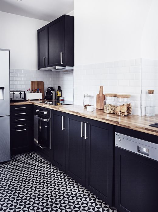 A monochrome kitchen. | 21 | INTERIOR | Pinterest | Schwarzbraun ... A monochrome kitchen. | 21 | INTERIOR | Pinterest | Schwarzbraun ...