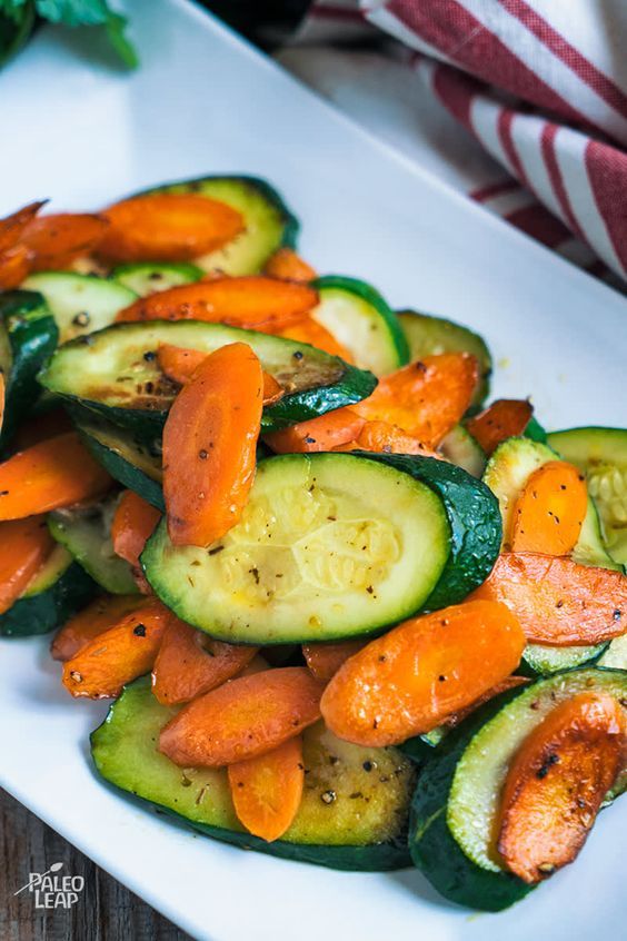 SAUTEED CARROTS AND ZUCCHINI #sauteed #carrots #zucchini #veggies #vegetable #vegetarianrecipes #veganrecipes #oliveoils