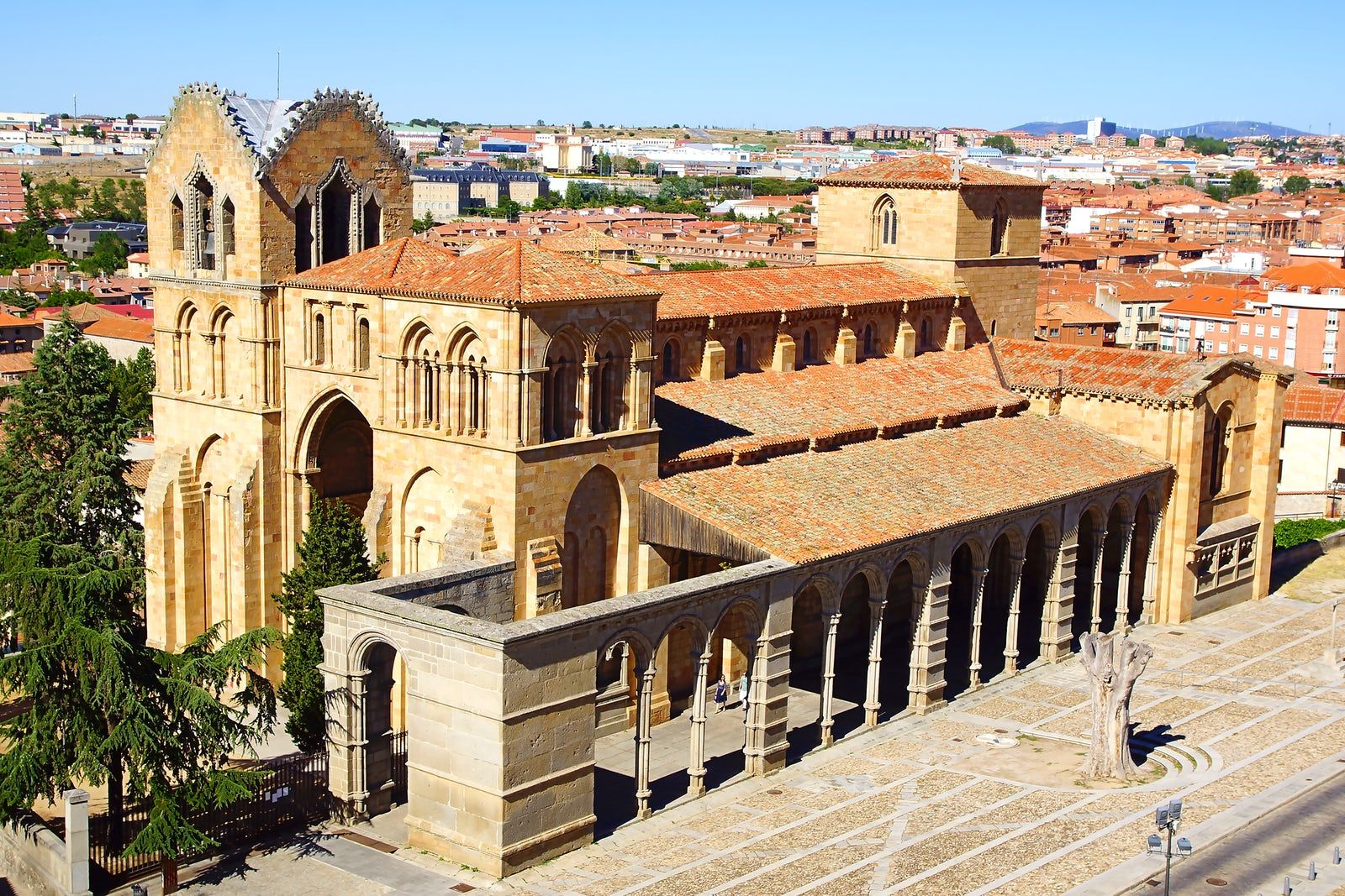 Pin On Romanesque Architecture