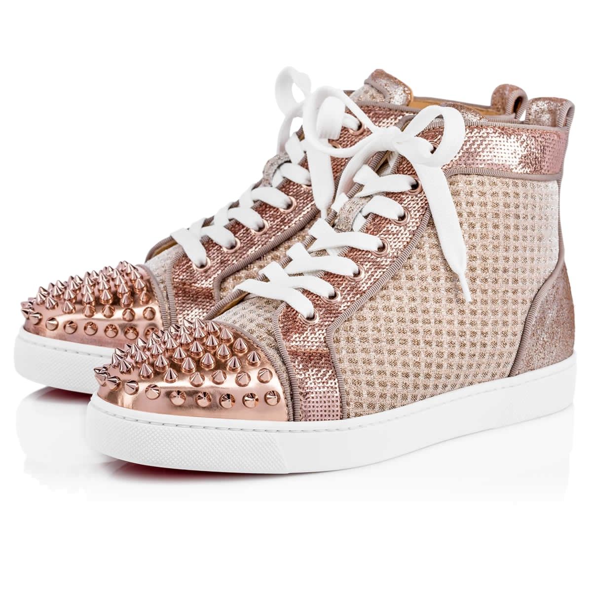 lou spikes woman