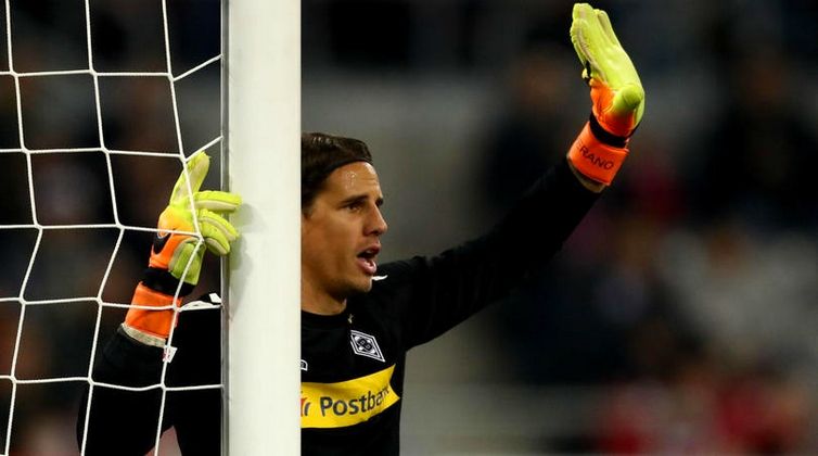 Yann Sommer Perpanjang Kontrak Di Gladbach Yann Sommer