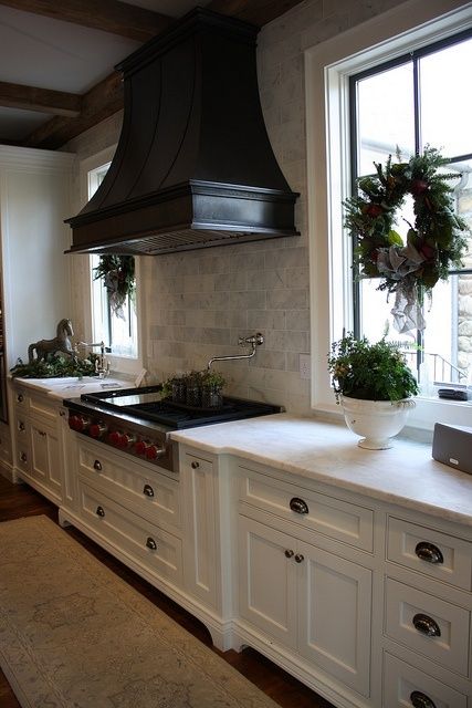 Pin by Dianne Hughes on Home design inspiration | Kitchen hood design, Kitchen inspirations ...
