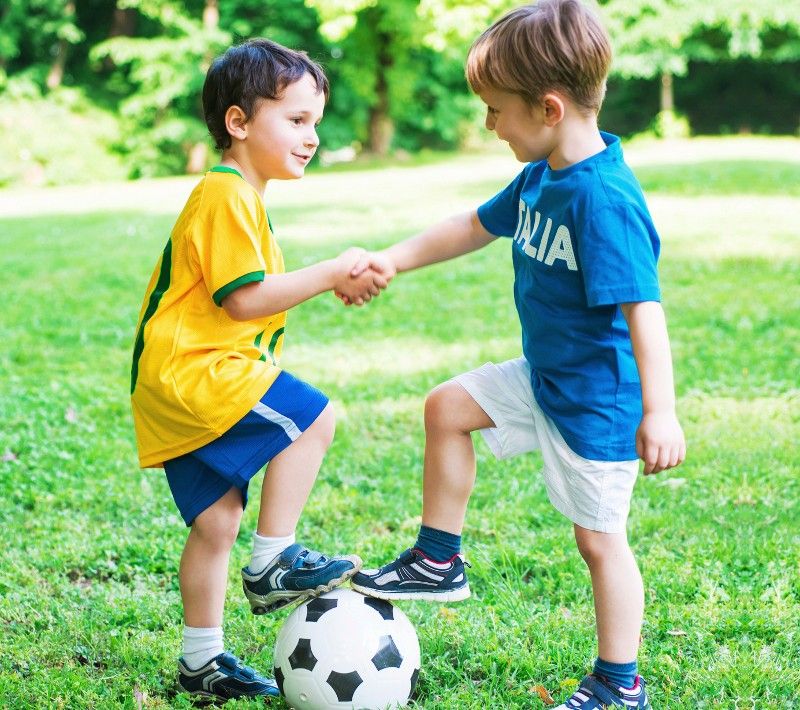 Here S Five Simple Ways To Raise A Child Who S A Good Sport Fun Sports Kids Soccer Girl Playing Soccer