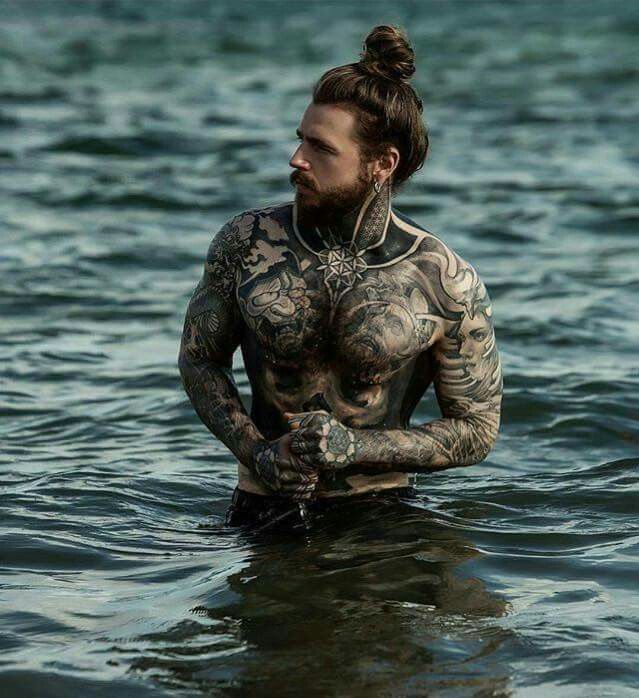 Nissaco On Instagram He S Back From Dubai For Get Finish To Full Upper Body Will F In 2020 Black White Tattoos Chest Piece Tattoos Geometric Tattoo Sleeve Designs