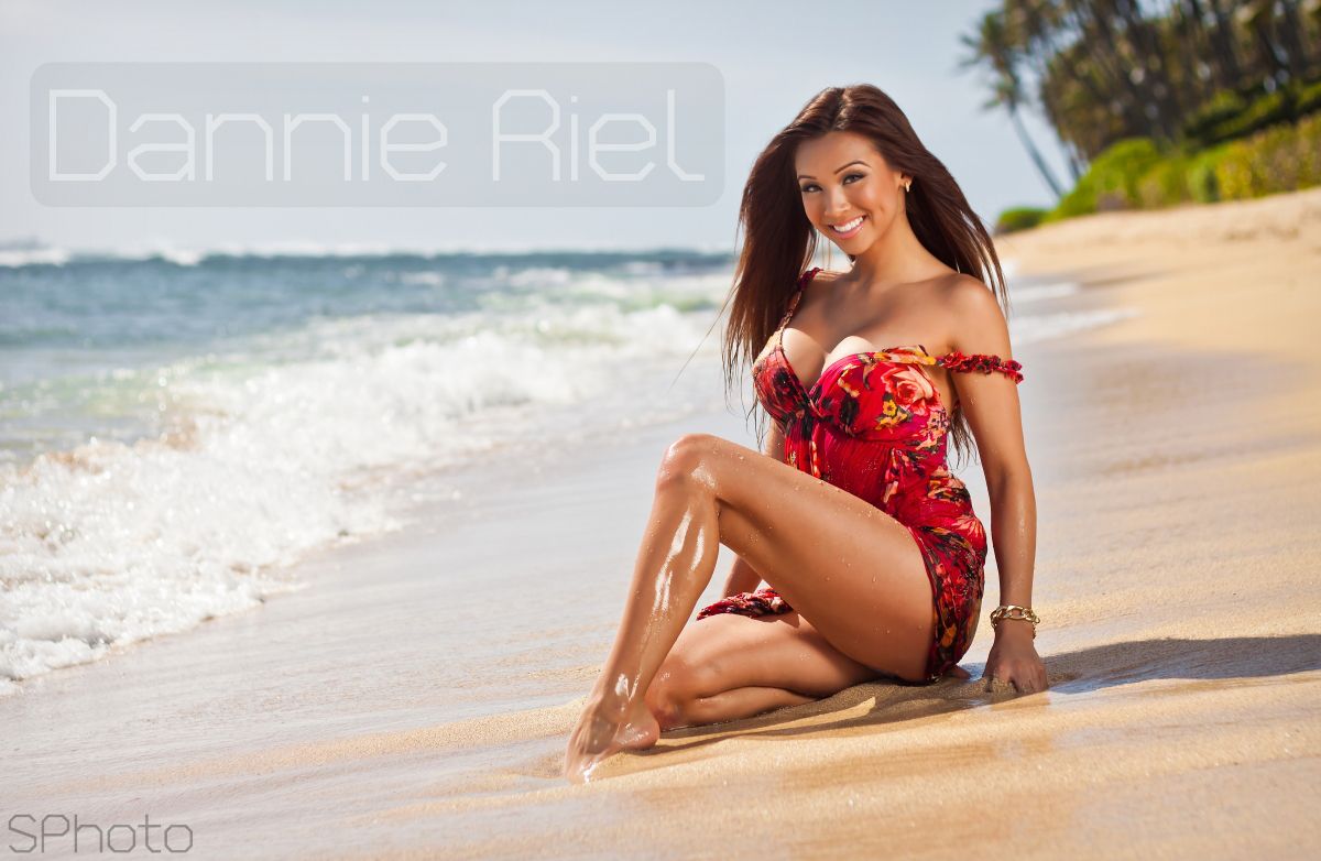 Dannie Riel Topless