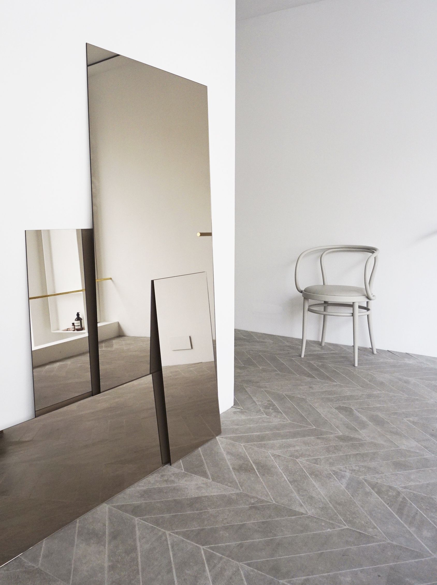 (Tea Tinted Mirror Colour) Miroir Ros Sandra Thomsen (Tea Tinted Mirror Colour) Miroir Ros Sandra Thomsen