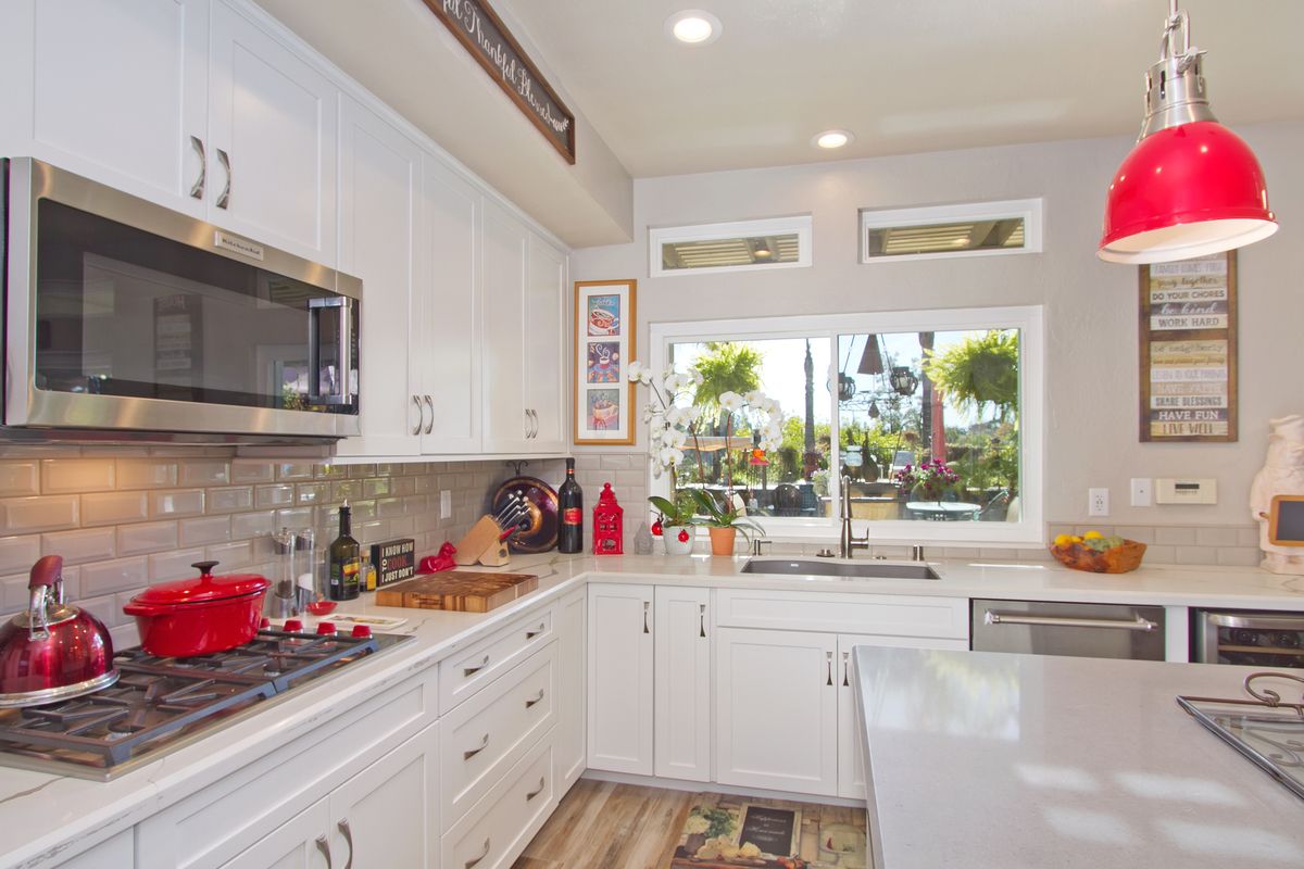 Interior Design Temecula Joselyn Rendon Interiors Kitchen Aid Appliances Kitchen Aid Appliances Stainless Steel Thomasville Cabinets