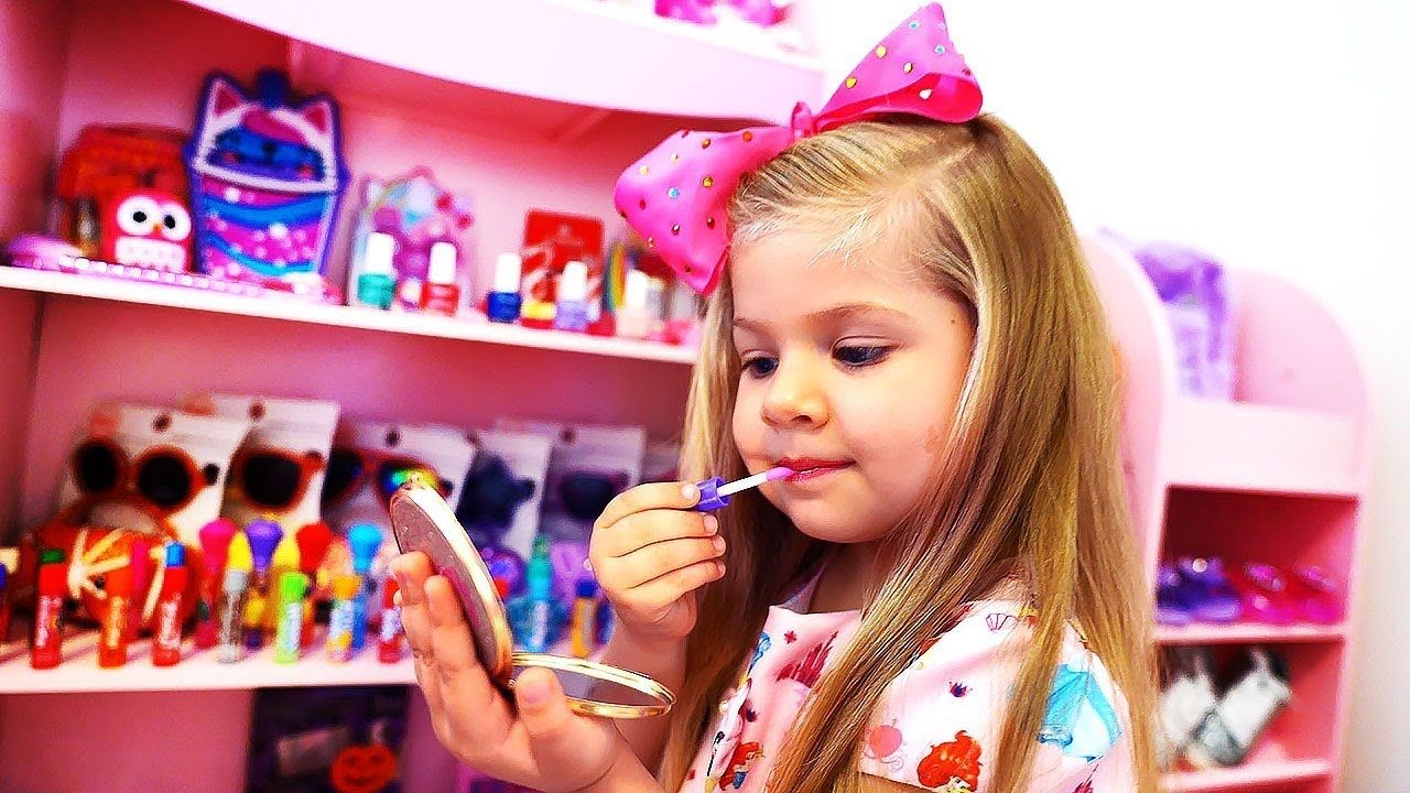 Top 10 Kid Activities That Are Still Fun As Adults Top5 Playing Dress Up Meet Girls Pretend Play