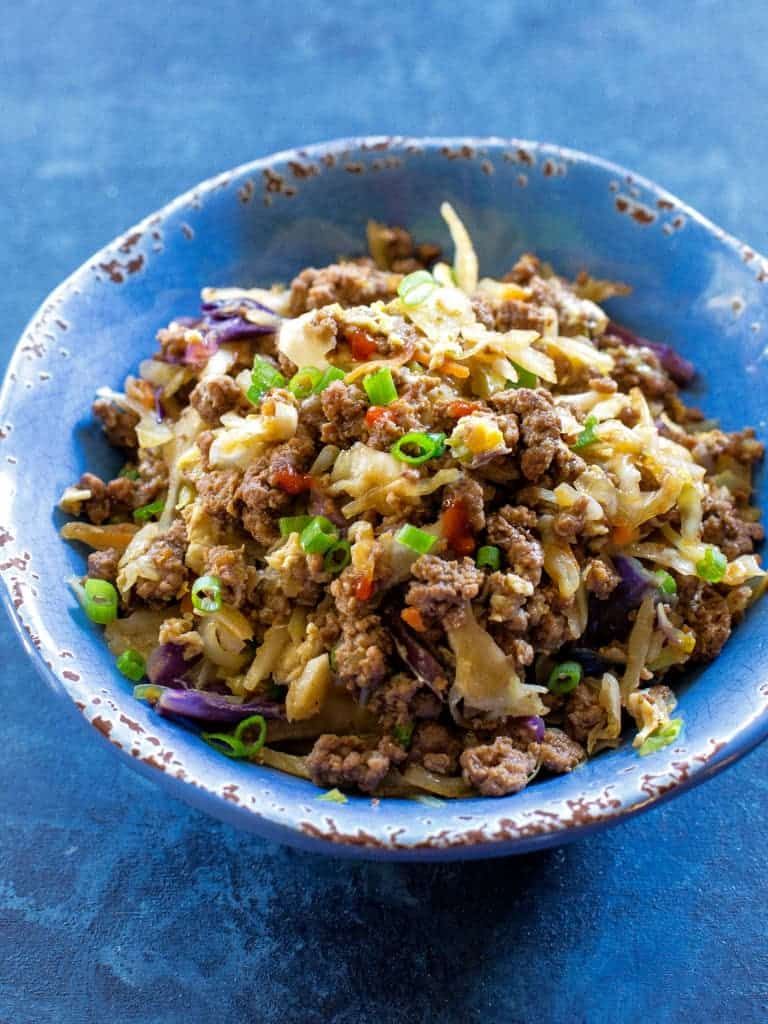 This Egg Roll in a Bowl comes together in 15 minutes and is packed with protein and flavor. #pork #beef #healthy #keto #ketorecipes Pork Recipes, Asian Recipes, Cooking Recipes, Healthy Recipes, Salmon Recipes, Coleslaw Mix, Keto Foods, Clean Eating, Recipes