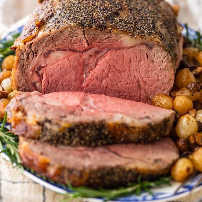 Best Prime Rib Roast Recipe {How to Cook Prime Rib in the