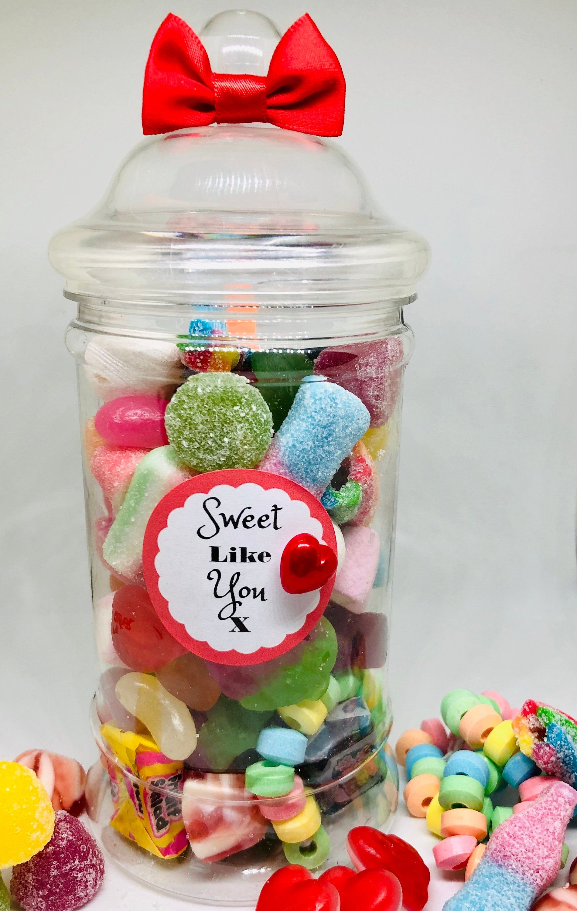 Party sweet bags Pick /'N/' Mix sweets 6 HALAL Pre Filled Sweet Cones 200g each