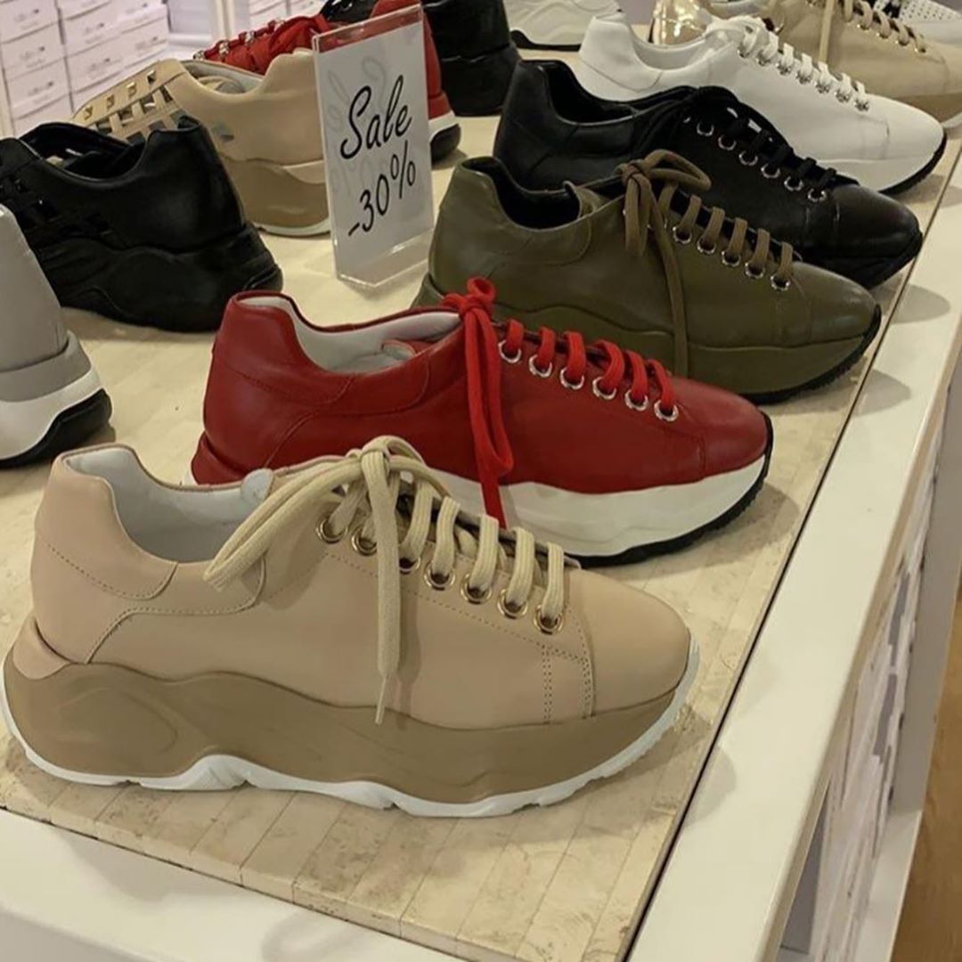 Krossovki Nando Muzi Super Cena U Nas 245 275 Bez Kamnej S Kamushkami Dlya Zakaza Pishi V Direkt Viber Whatsapp Telegram 3809 Women Shoes Shoes Sneakers