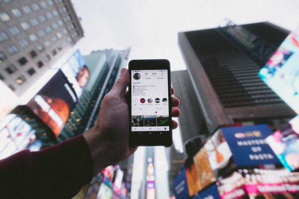 La Fonctionnalite Story Instagram Cree De La Proximite Avec Son Audience Et Offre De Nouvelle Citations Sur Les Reseaux Sociaux Reseaux Sociaux Story Instagram La Fonctionnalite Story Instagram Cree De La Proximite Avec Son Audience Et Offre De Nouvelle Citations Sur Les Reseaux Sociaux Reseaux Sociaux Story Instagram