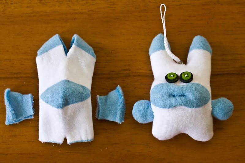 Photos By Jalna Sock Monster Making 101 Crafts Diy Socks - Diy Sock Monsters Photos By Jalna Sock Monster Making 101 Crafts Diy Socks - Diy Sock Monsters