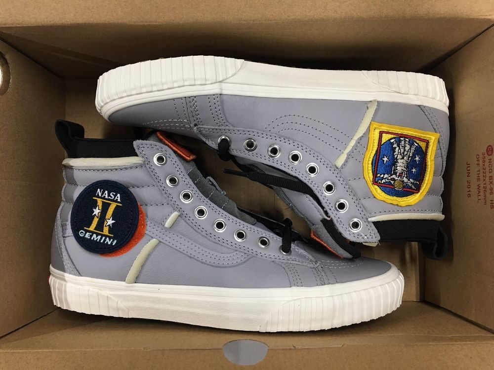 Vans X Nasa MTE Space Voyager Silver ComplexCon Exclusive Sz 10 500 ... Vans X Nasa MTE Space Voyager Silver ComplexCon Exclusive Sz 10 500 ...