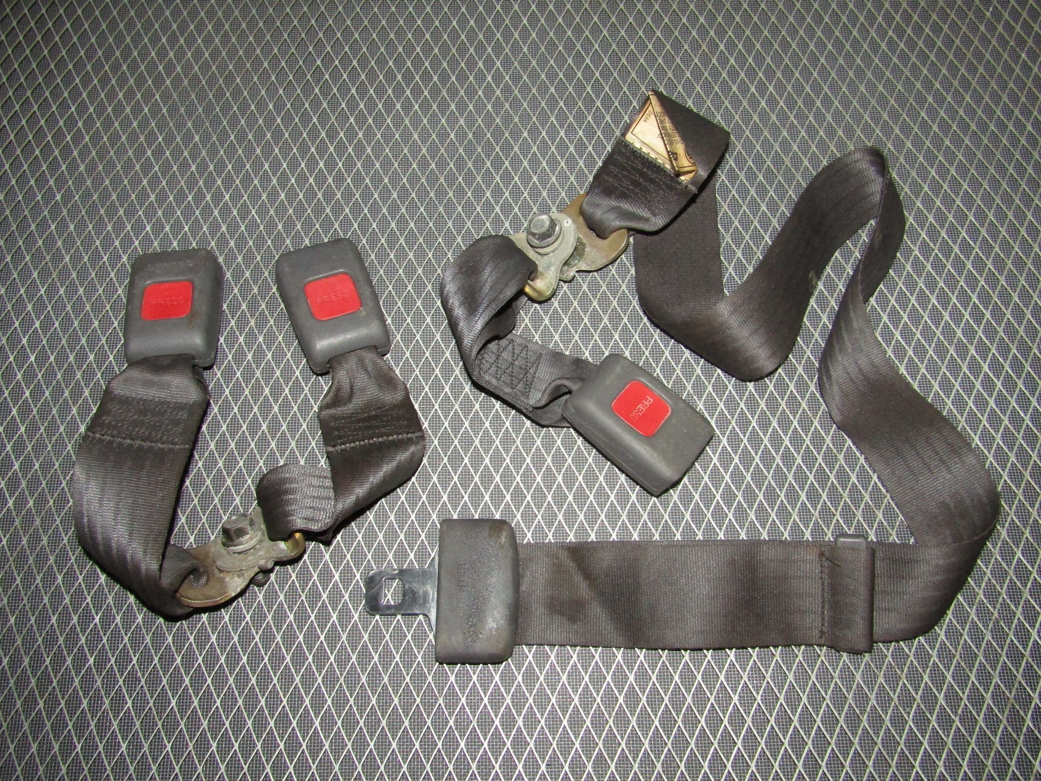 Toyota Camry: Seat belts Toyota Camry: Seat belts