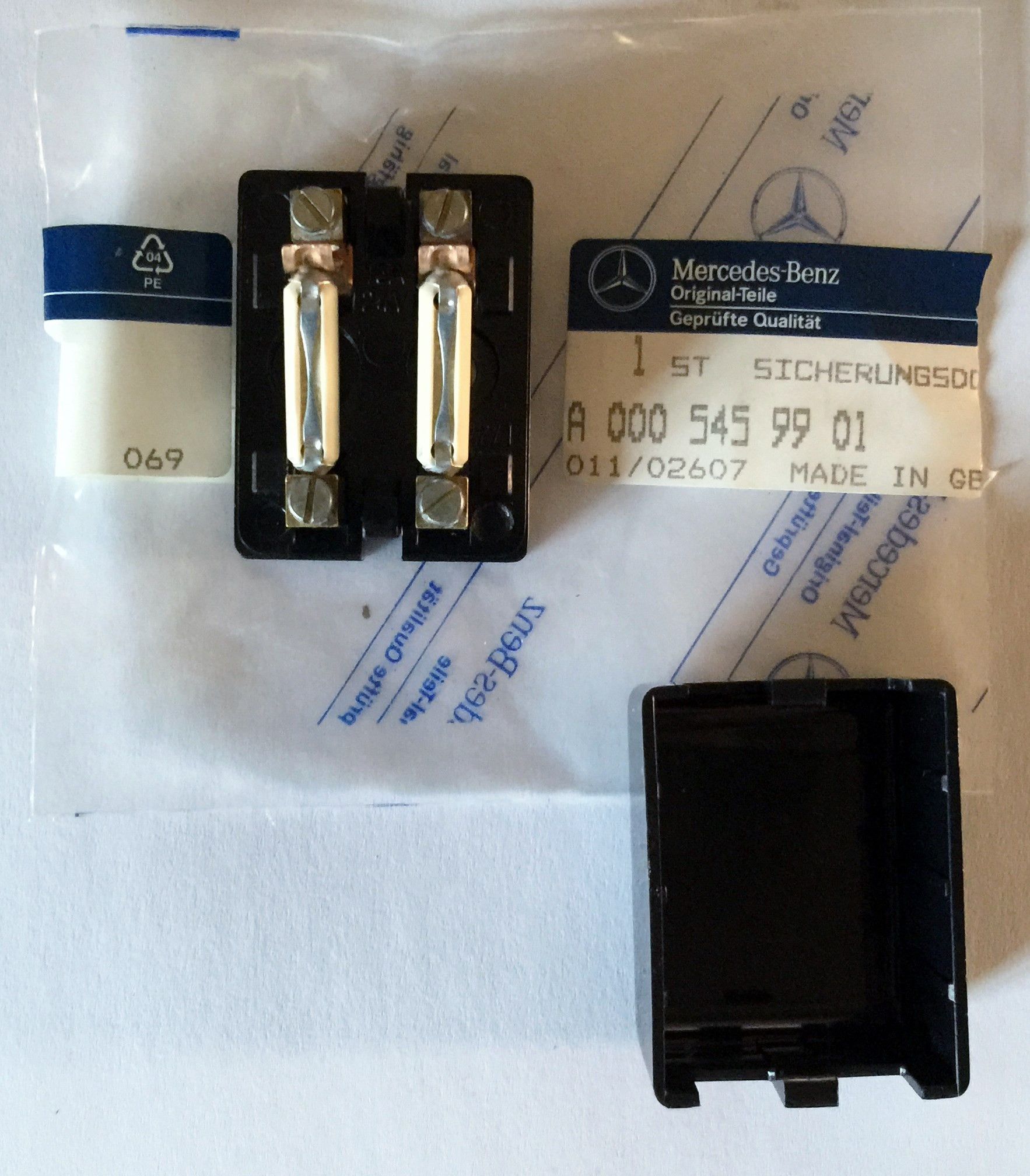 New original mercedes--benz auxiliary fuse box & cover r107 w126 ... New original mercedes--benz auxiliary fuse box & cover r107 w126 ...