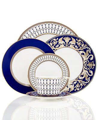 Wedgwood Renaissance Red Bread /& Butter Plate Fine China Dinnerware