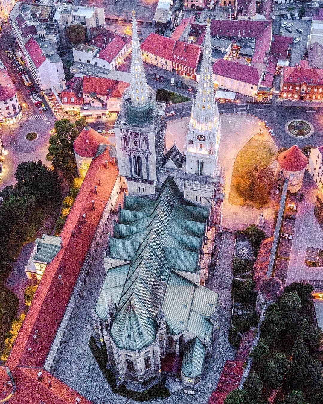 Stone Gate Zagreb Croatia Tours Zagreb Croatia Tourism