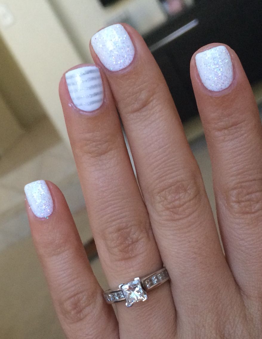 Love This Gel Manicure It S Perfect For Engagement Pictures To Love This Gel Manicure It S Perfect For Engagement Pictures To Show Off The Ring