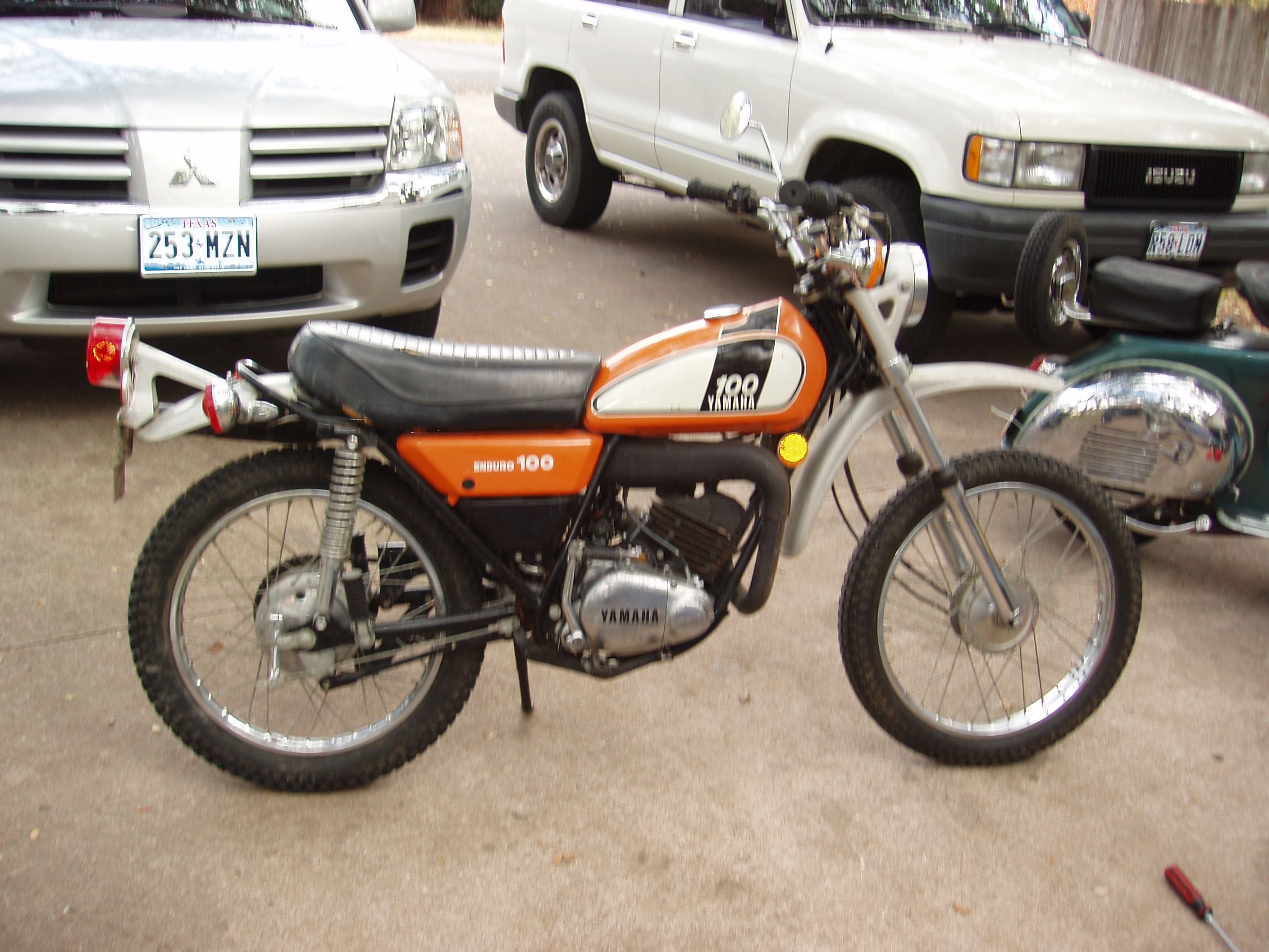 Yamaha DT100