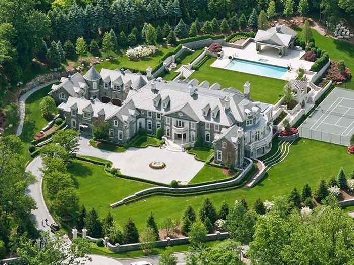 Planning To Win The Lottery This List Reveals The Highest Priced Home In Each State Mansions Stone Mansion Big Mansions