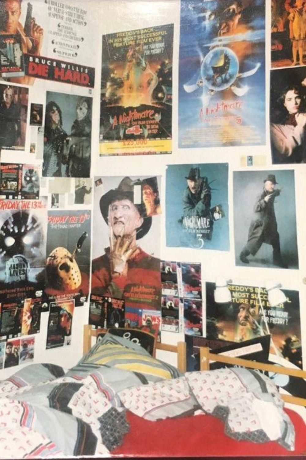 15 Things Every 80s Teen Bedroom Needs