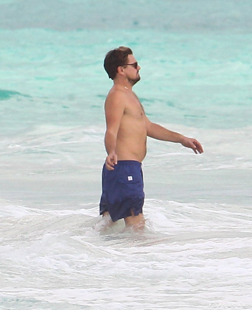 Leonardo DiCaprio Heads Down to Mexico Before Award Season Madness Begins Leonardo Dicaprio Shirtless, Young Leonardo Dicaprio, Tim Gunn, Handsome Arab Men, Leo Dicaprio, Ragnar, Fine Men, Man Alive, Jack Frost