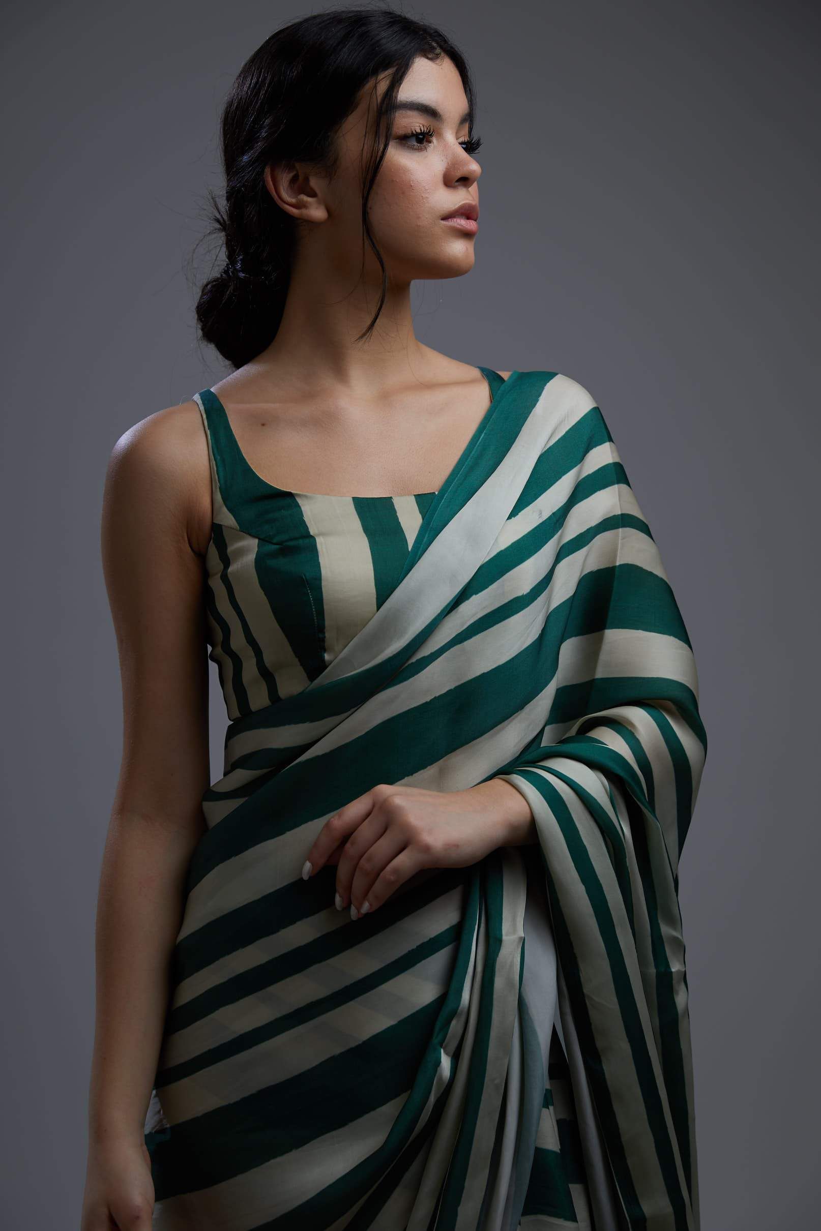 Editor's Note Featuring a green & beige stripe bustier. Color: Green; Beige Fabric: Satin Silk Care: Dry Clean Only About the Designer KoAi means "Love Child" Non-fussy clothes for everyday wear. These pieces can be worn at any time of the day.i.e for work, brunch, evening wear, by the pool. Basically everywhere. Spring Casual, Casual Fall Outfits, Winter Outfits, Summer Outfits, Indie Outfits, Fashion Outfits, Satin Saree, Silk Satin, Silk Sarees