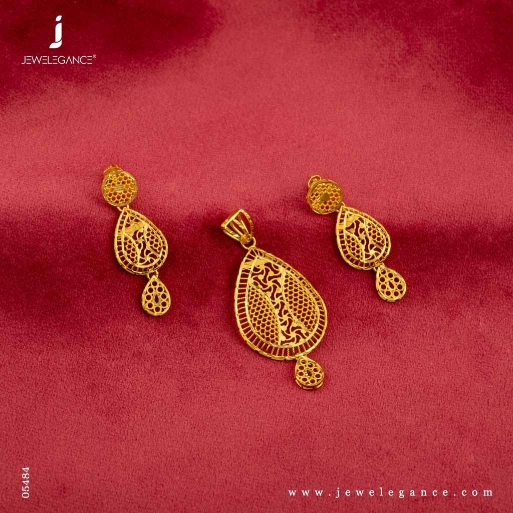 22k Plain Gold Pendant Set JGS 2202 05484 Plain Gold Pendant Gold 22k Plain Gold Pendant Set JGS 2202 05484 Plain Gold Pendant Gold