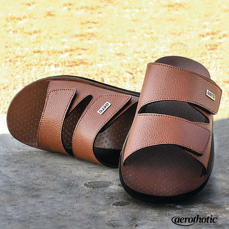 " Simplicity is the keynote of all true elegance ” #AerothoticPakistan🇵🇰️ #BuyOnline #Menstyle #ComfortSandalsForMen 🙋♂️ #Shopping🛍 #Sandals #Footwear👣#MensCollection #VisitUsNow 📲 Strap Sandals, Fall Closet, Designer Sandals, Comfortable Sandals, Comfy Casual, Velcro Straps, Men's Collection