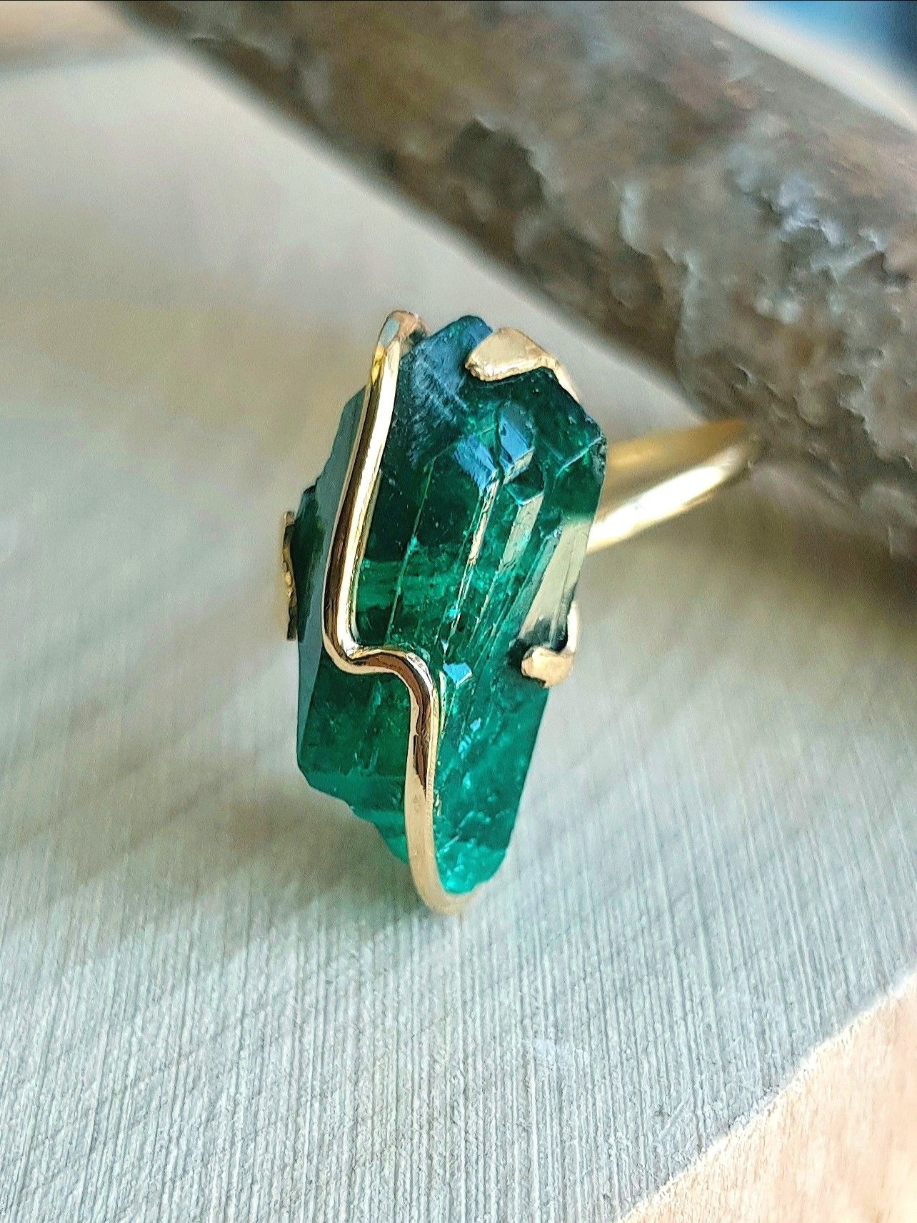 Open silver ring with raw aquamarine and blue kyanite Adjustable natural gemstone ring Bohemian interesting jewellery Unique gift