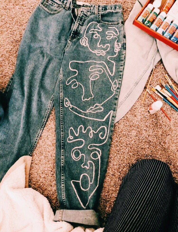 Picture Under Hose 2020 Denim
