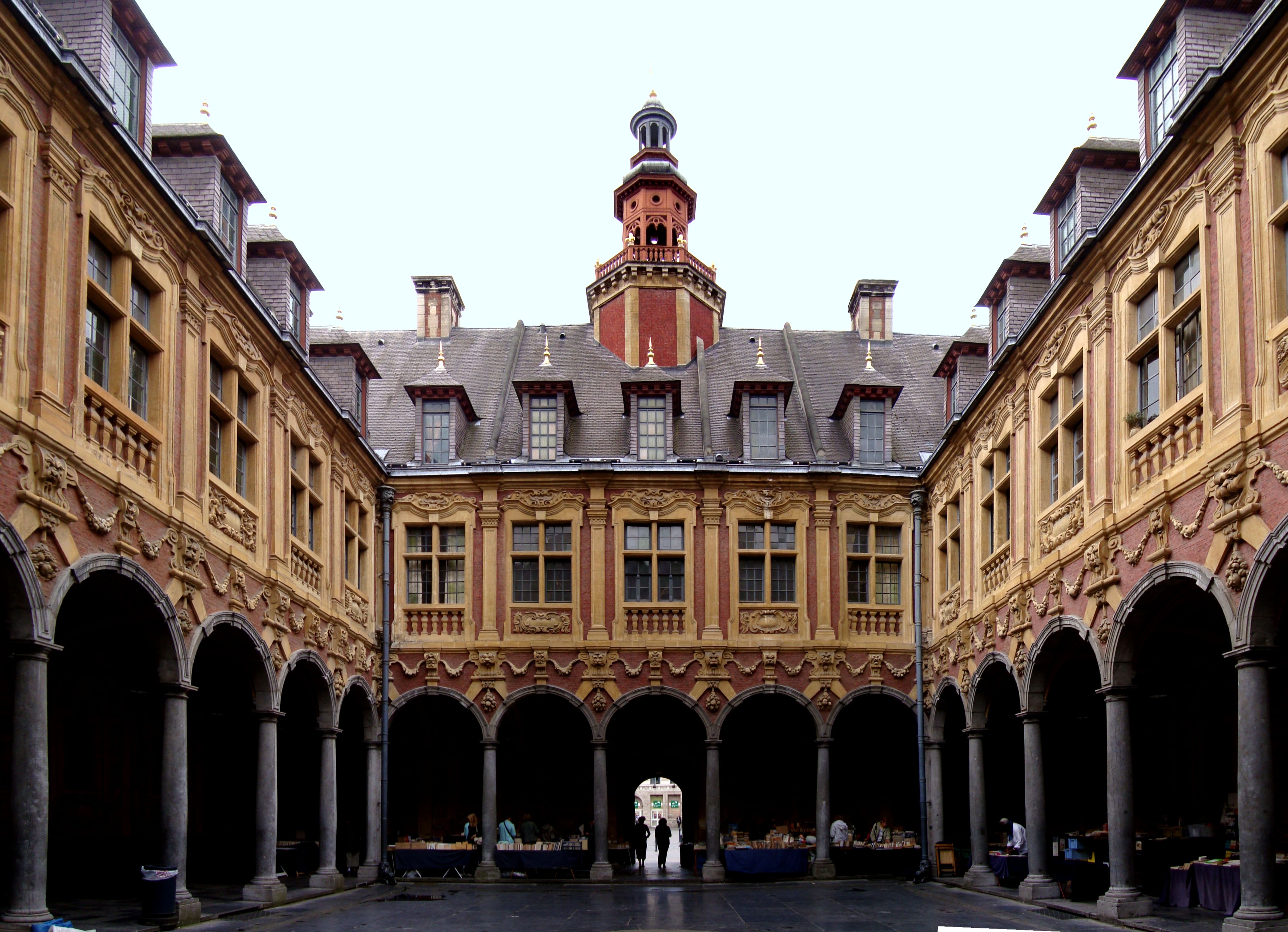 Vieille bourse - Lille | Lille, Ville france, Lille ville