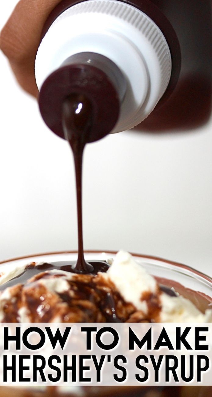 Homemade Hershey's chocolate syrup - the REAL copycat Hershey syrup recipe | Perfect for chocolate milk and chocolate drink lovers! Use this DIY Hershey syrup in all your homemade chocolate recipe. It's so easy and so delicious! Hersheys Chocolate Syrup Recipe, Chocolate Hershey, Chocolate Syrup Recipes, Homemade Chocolate Syrup, Hershey Syrup, Homemade Syrup, Homemade Recipes, Homemade Sweets, Delicious Chocolate