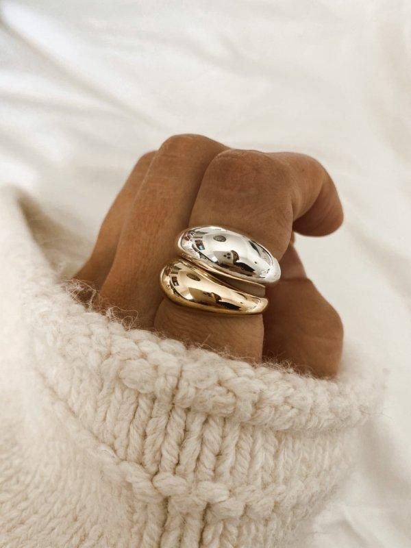 Dome Ring Jewelry Inspo, Gold Jewelry, Jewelry Accessories, Jewelry Design, Jewlery, Silver Heart Ring, Gold And Silver Rings, Solid Gold Rings, Large Gold Ring