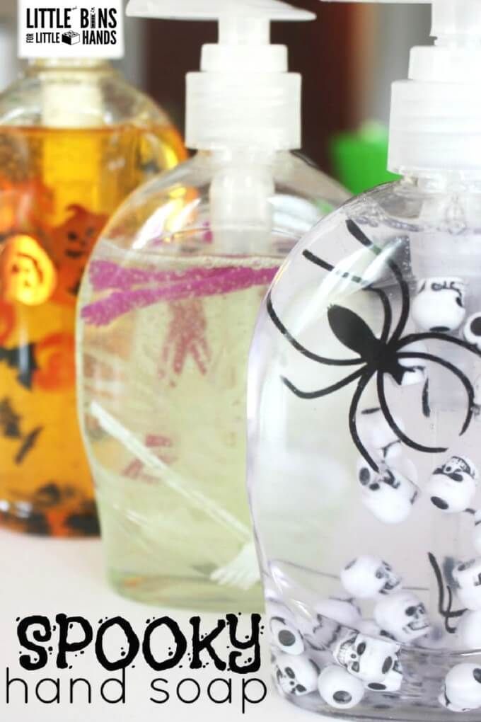 Halloween hand soap spooky soap for kids #Halloween #HalloweenDecor #HalloweenDecorations Halloween Tags, Halloween Mignon, Casa Halloween, Birthday Halloween Party, Theme Halloween, Easy Diy Halloween, Halloween Projects, Holidays Halloween, Happy Halloween