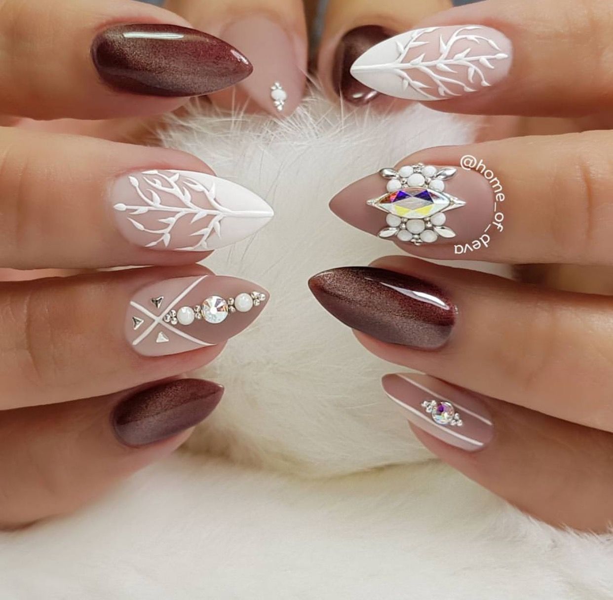 Blue instead of brown (met afbeeldingen) | Nagels, Gelnagels