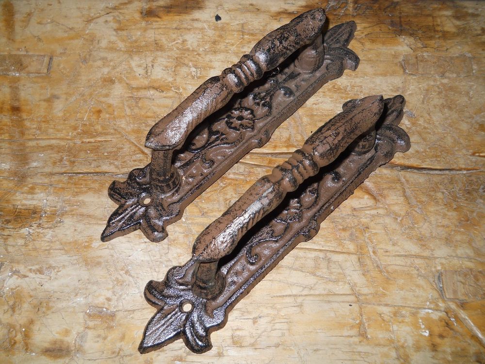 Set Of 4 Extra Large Barn Door Pulls Handles Rustic Cast Https Www Amazon Com Dp B07h7srqjl Ref Cm Sw R Door Handles Barn Door Handles Door Pull Handles