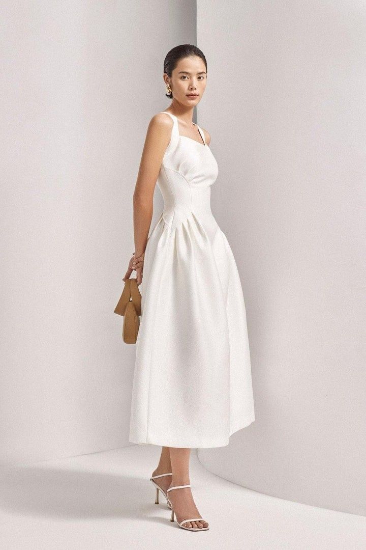 pin-by-quang-tri-on-v-y-15-fashion-strappy-dresses-classy-outfits