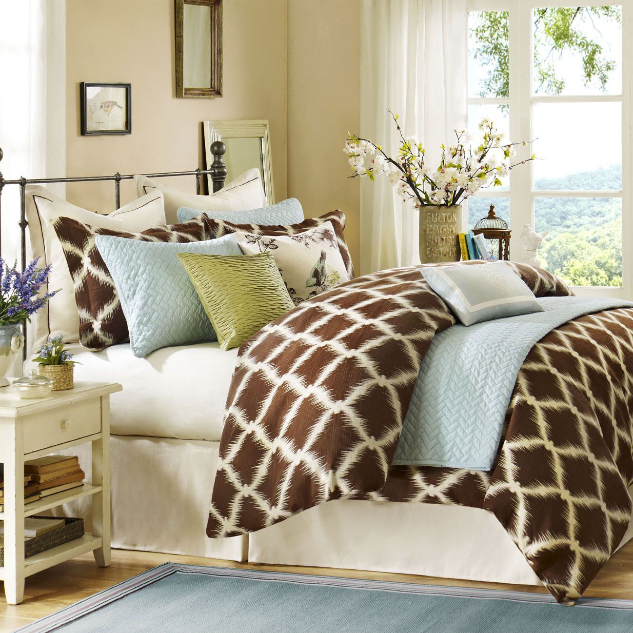 JLA Hampton Hill Garden View Duvet Style Comforter Set