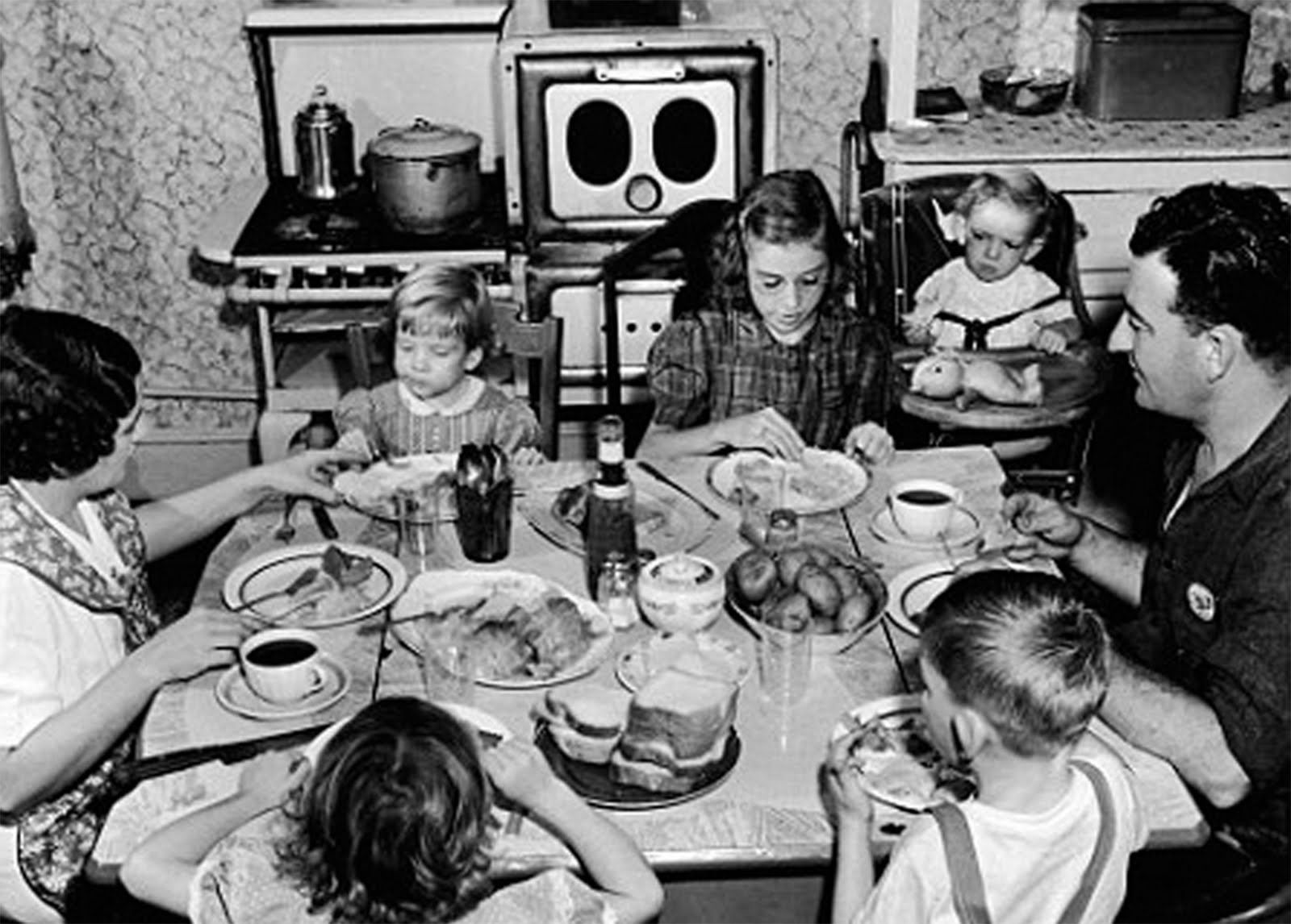 Family Dinner A Family Of 7 And Cooking On That Small Stove Family rolling-thai-the-truck-isn-t-anywhere-today-but-the