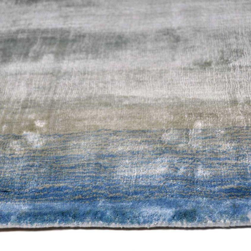 Levertijd: 1-3 werkdagen *Merk: Disena *Kleur: Groen / Blauw vloerkleed *Stijl: Modern vloerkleed *Materiaal: 100% Viscose*Productiemethode: Handloom geweven*Soort pool: Laagpolig Disena vloerkleed kopen bij Disena Disena vloerkleden zijn kwalitatief hoogwaardig tegen een scherpe prijs. De collectie is eigentijds en past bij de huidige trends op interieurgebied. Jouw tevredenheid staat bij ons voorop. Als wij je ergens mee kunnen helpen, laat het dan weten! Wij reageren altijd snel op chat en ma Home Decor, Vintage, Products, Decoration Home, Room Decor, Vintage Comics, Home Interior Design, Gadget, Home Decoration