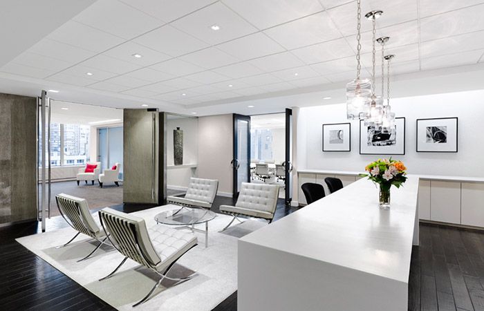 Office Tour Inside Avon S New York City Executive Offices Avon Executive Suites By Esmith New York Office Healthcare