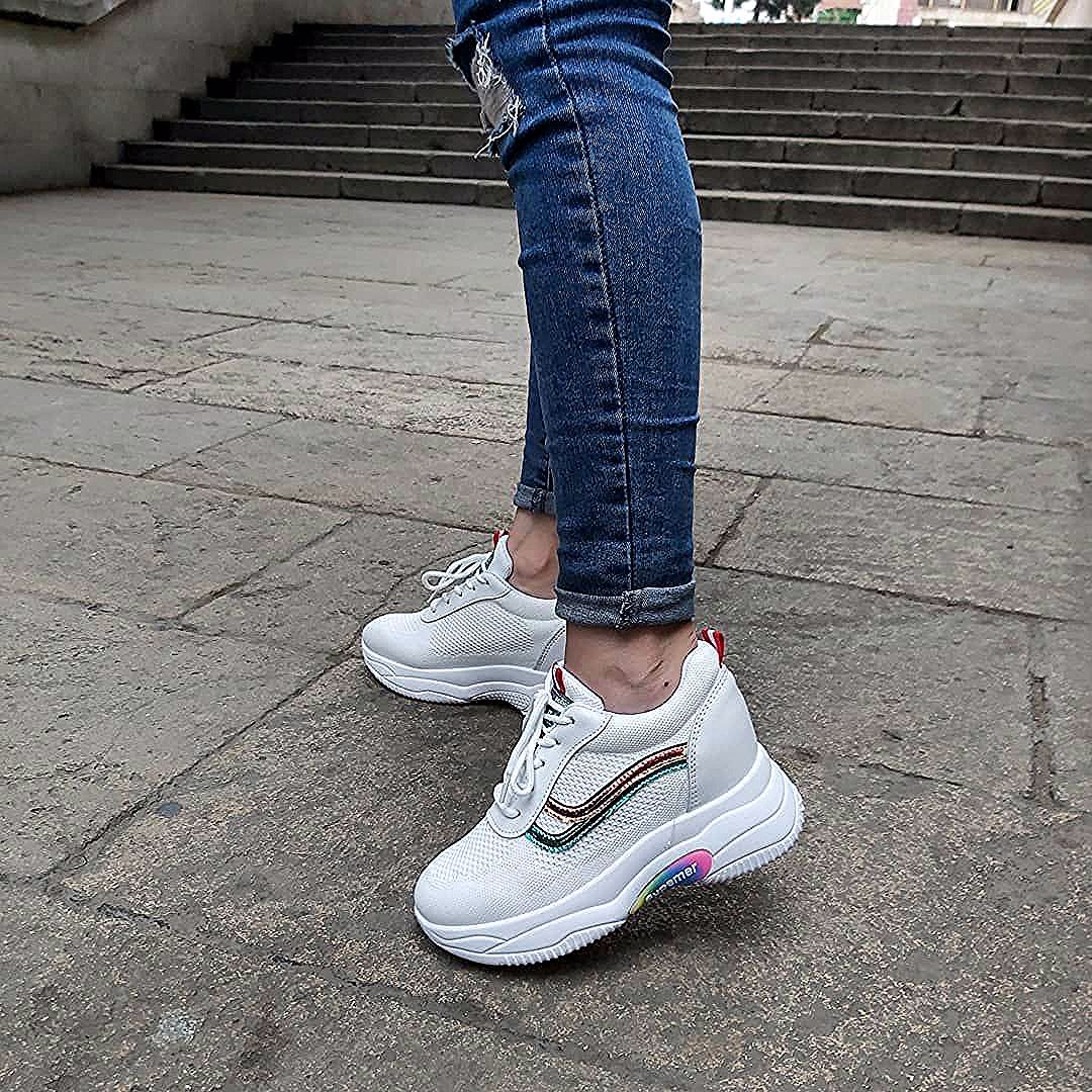 Yeni Geldi Qiymet 20azn Olculeri 35 39 Rahat Ferqli Ve Munasib Qiymete Madeller Nws Shopping De Is Sneakers Nike Nike Air Max Air Max Sneakers