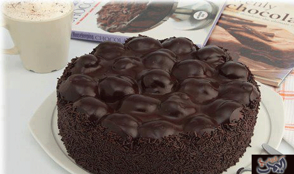 طريقة إعداد كيك الشوكولاته المزينة Cake Desserts Food