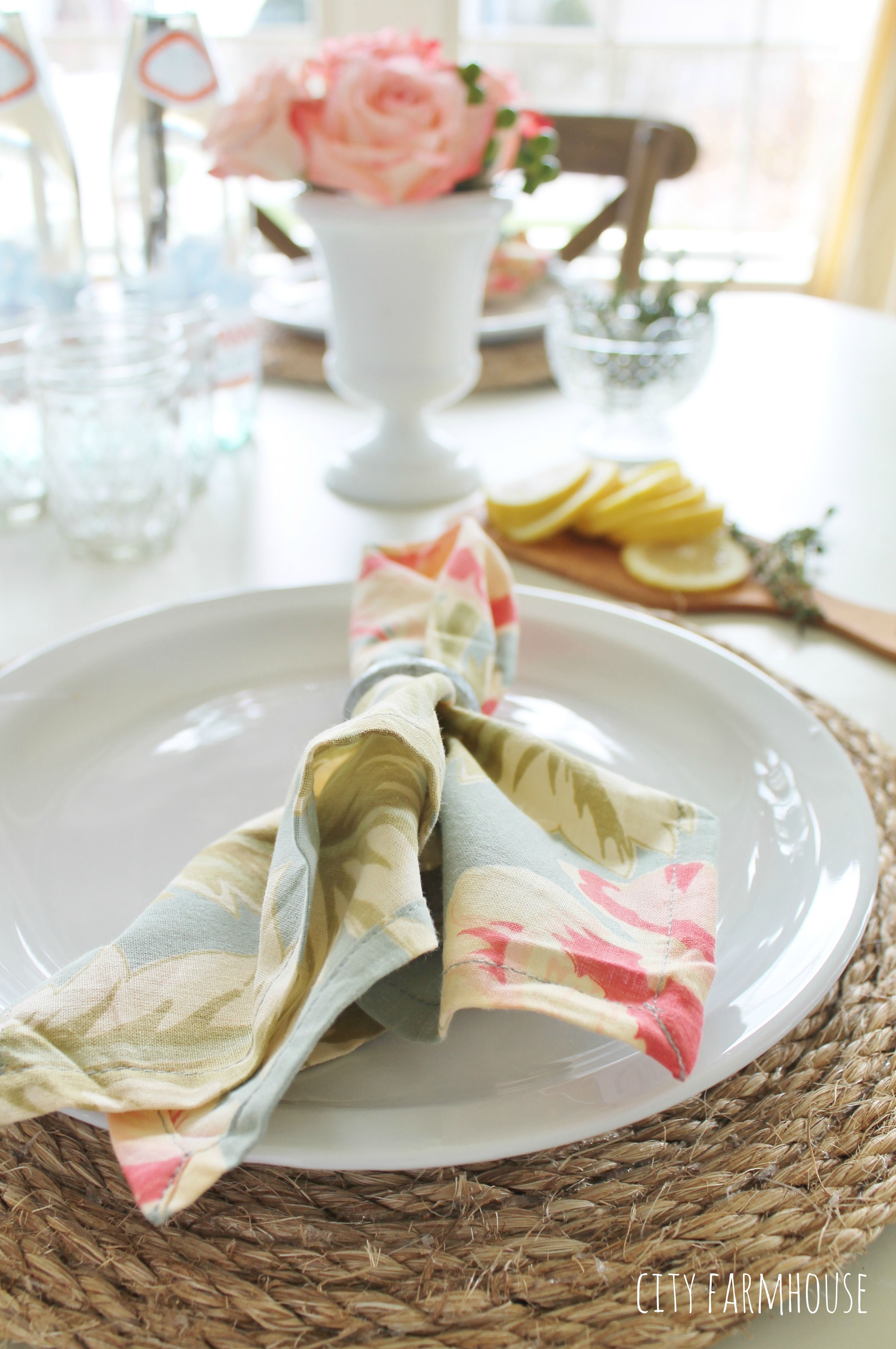 Round Water Hyacinth Placemat Set Of 4 Pottery Barn Blue White Decor Blue And White
