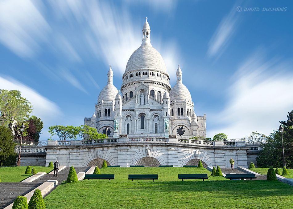 The Sacred Heart Basilica in Paris | Sacred heart, Basilica, Paris